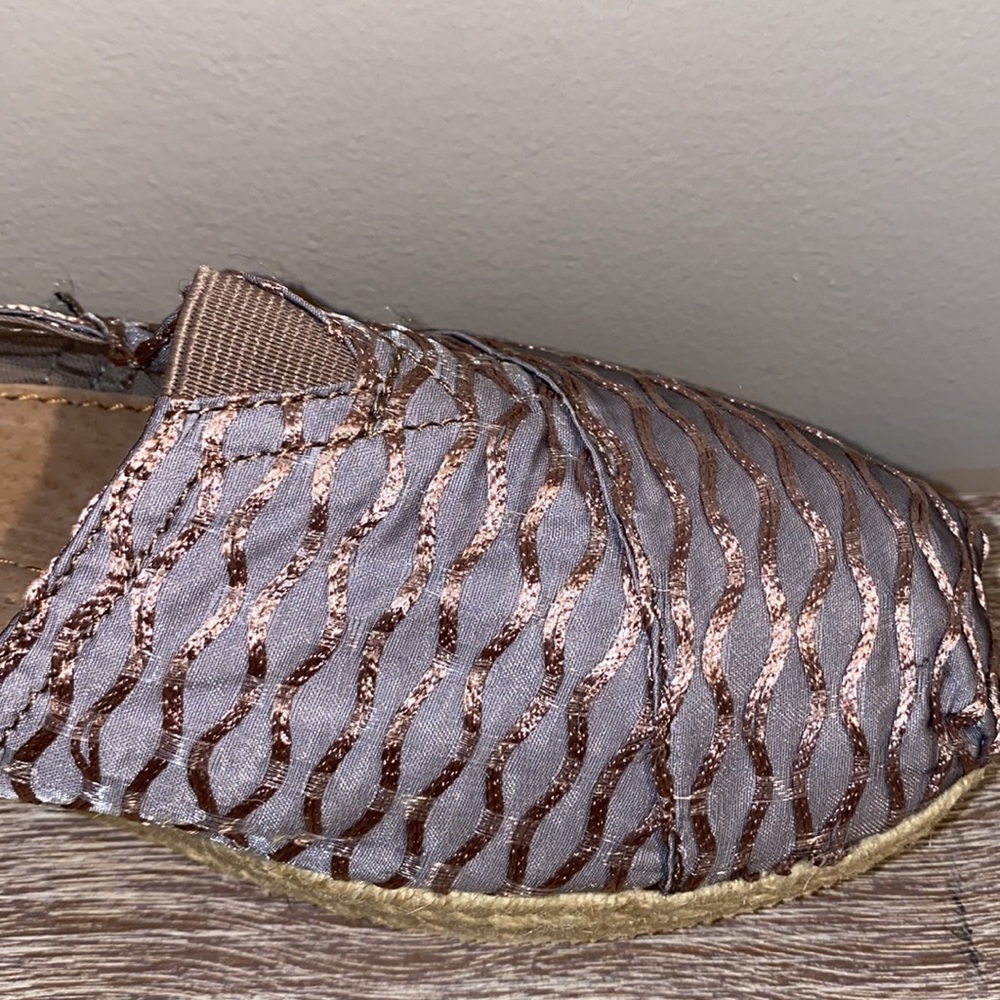 New Joy & Mario espadrilles Size 8 - Picture 2 of 7